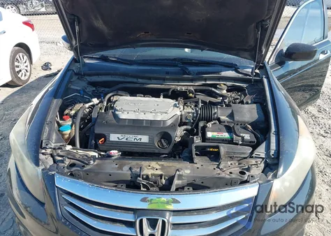 2011 Honda Accord 3.5 Ex-L from USA, damaged, VIN 1HGCP3F81BA014592